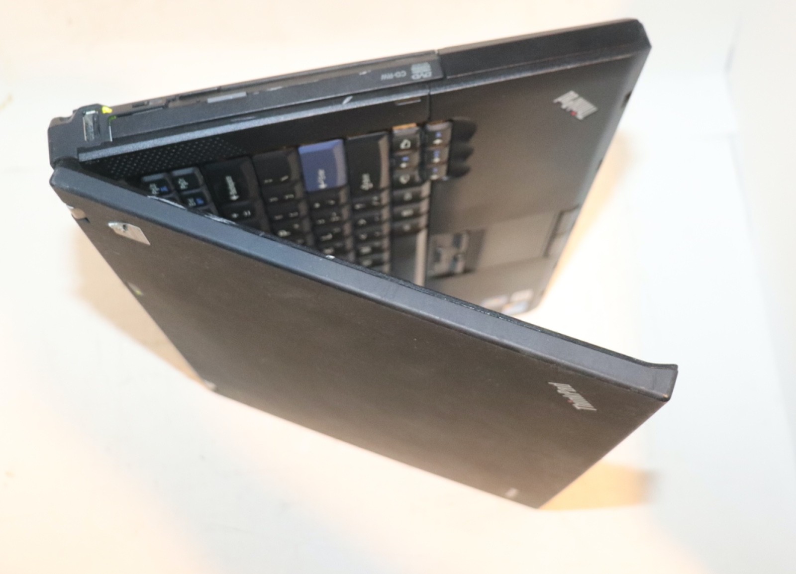 Lenovo ThinkPad R400|IntelCore Duo@2.53GHz|4GB RAM|320GB HDD|WIN 7 Prof|Webcam