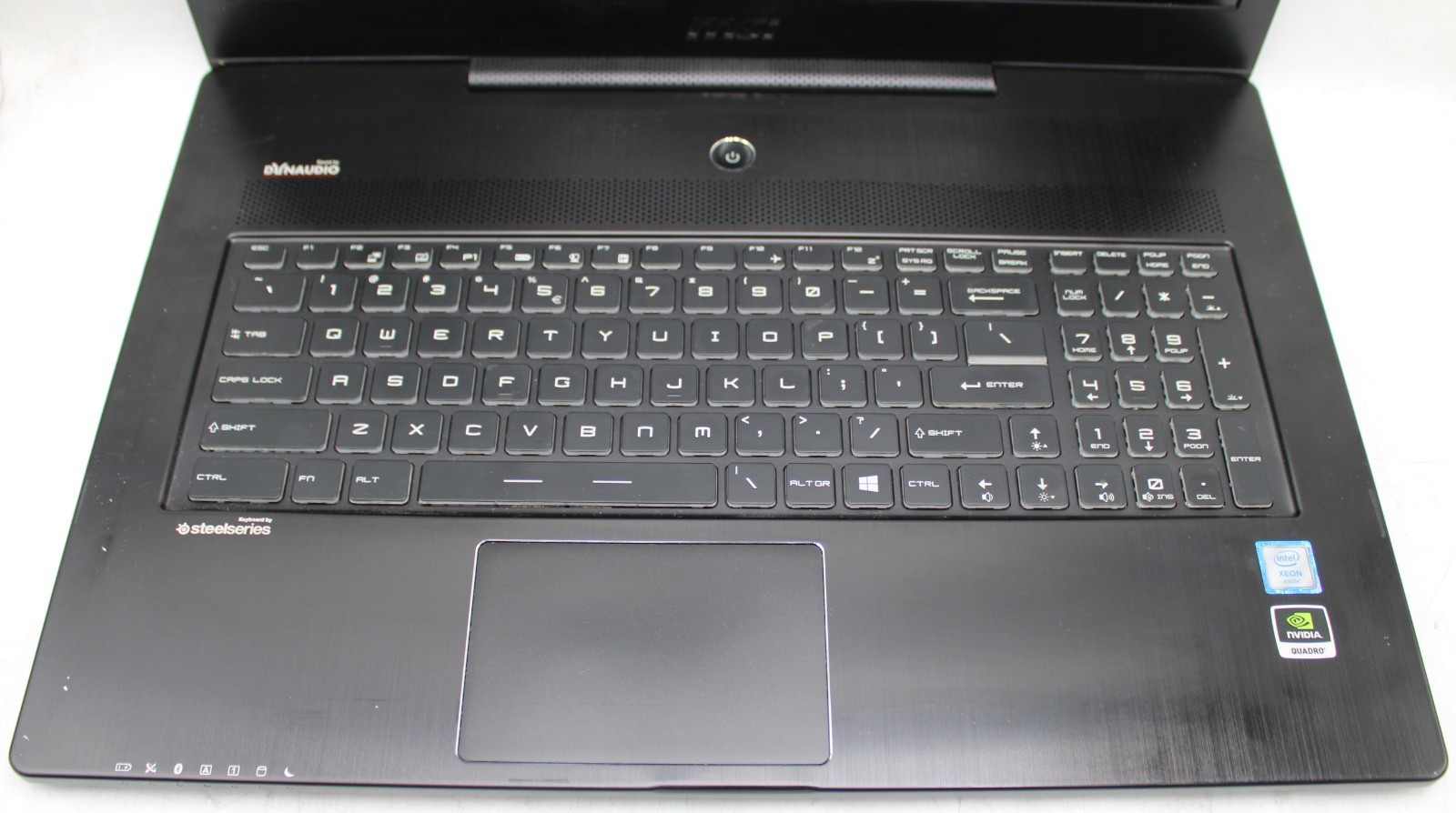 MSI Mobile Workstation MS-1776 E3-1505M 32GB DDR4 RAM 2x 128GB SSD Quadro M2000M