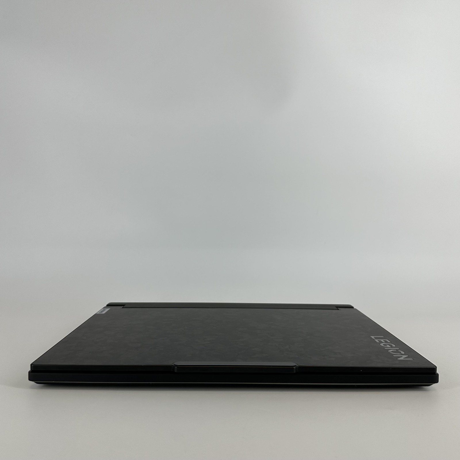 Lenovo Legion 9i Gen 9 16 165Hz QHD+ 2.2 GHz i9-14900HX 64GB 2TB SSD RTX 4080