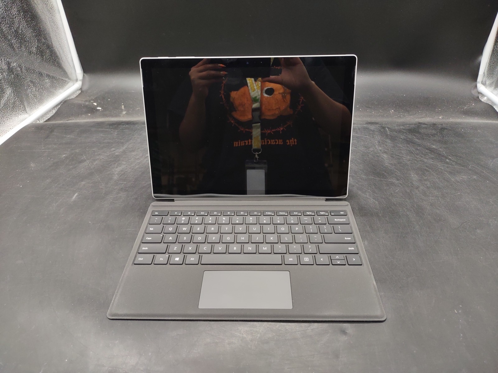 Microsoft Surface Pro 6 i5 8350U @ 1.70GHz 8GB RAM 128GB NVME NO OS
