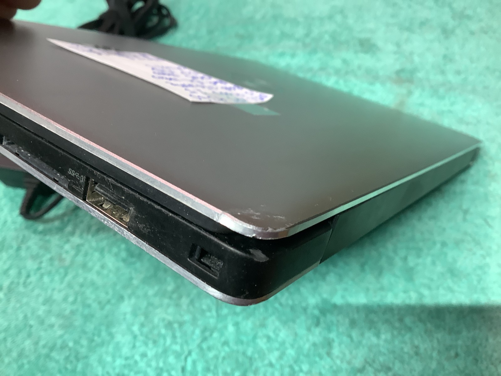 Dell XPS 9360, i5 7200u, 8 GB – 256 GB M2 NVMe SSD Windows 11 Pro # 5XK22G2