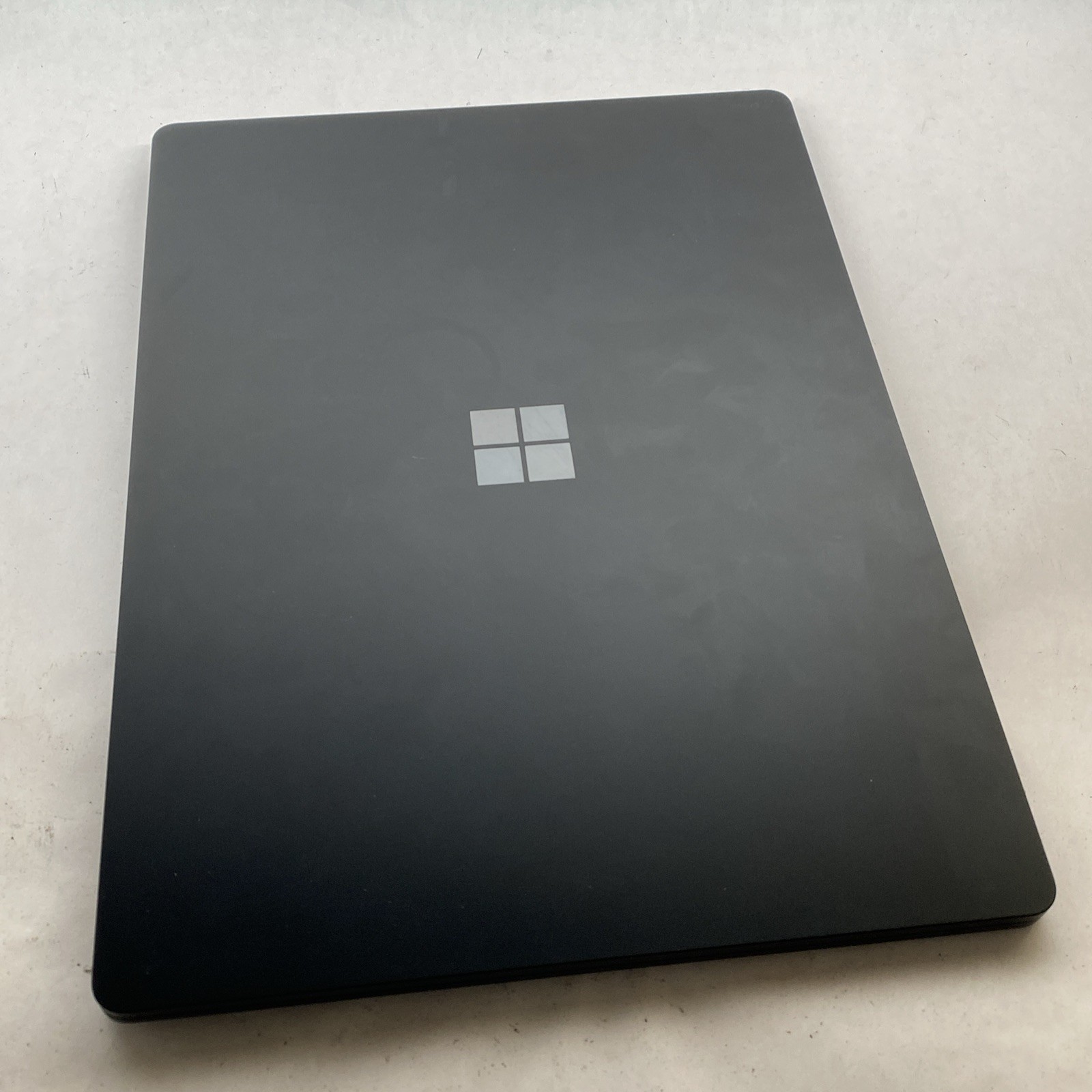 Microsoft Surface Laptop 4 1951 i5-1145G7 2.6GHz 8GB RAM 512GB 13.5″ Win 11 Pro