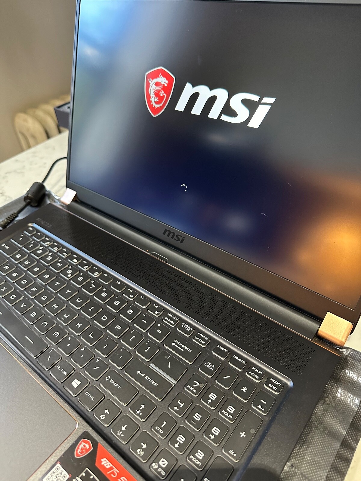 MSI GS75 Stealth-479 17.3″ Gaming Notebook – Intel i9 2.3Ghz – 32gb – 2080 Max-Q