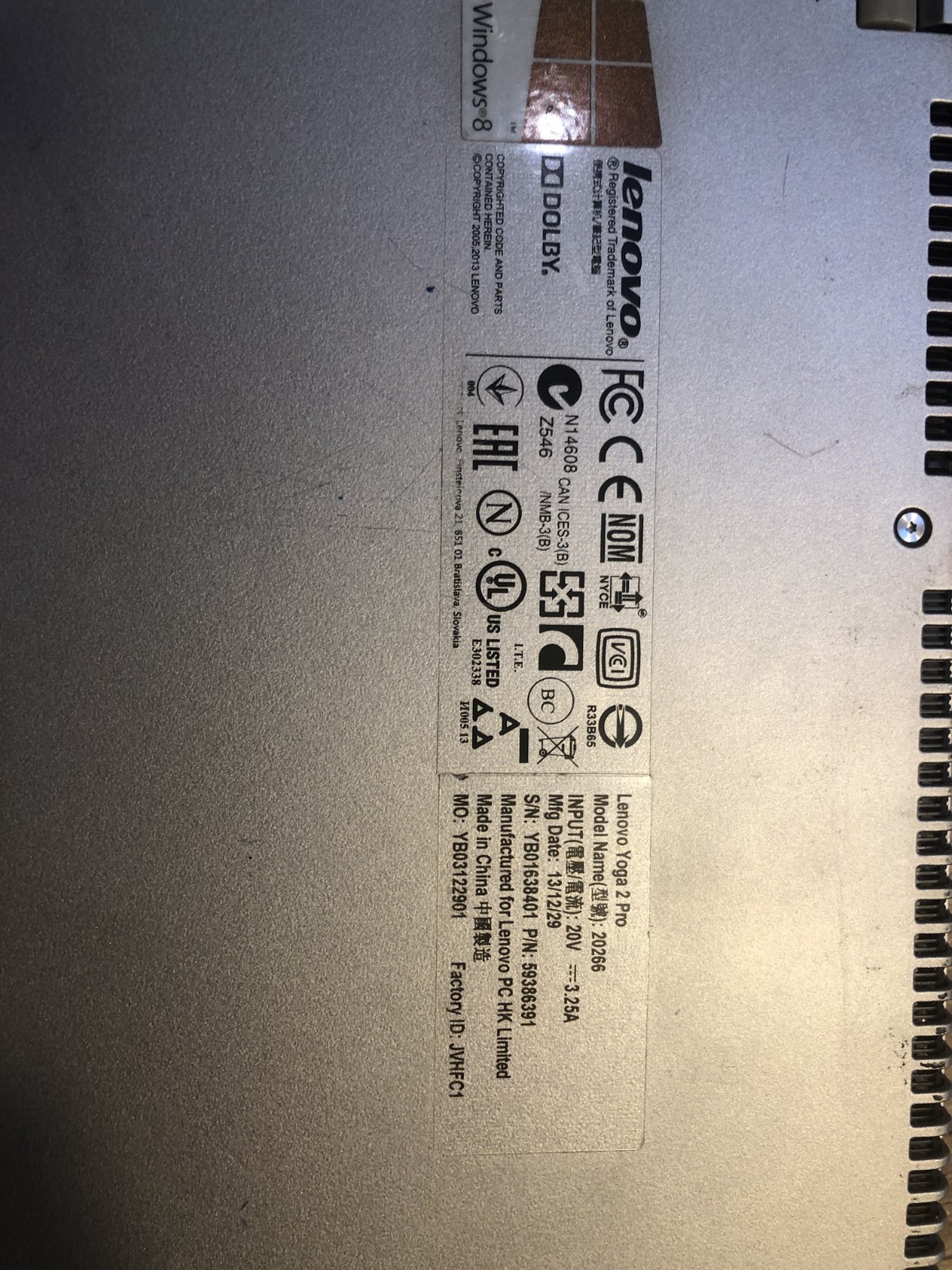 Lenovo Yoga 2 Pro 20266 – i7 4500U – 8GB Ram – 256 GB SSD