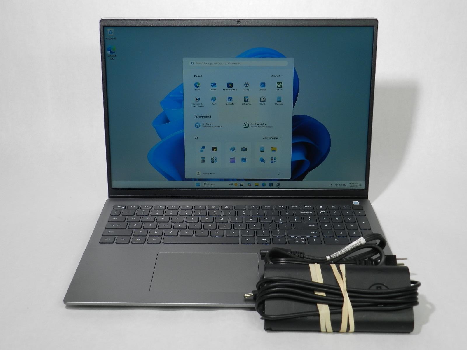 DELL VOSTRO 5620 | i7-1260P | 1TB SSD | 32GB RAM | 16″ FHD+ | A+ | WIN 11 PRO