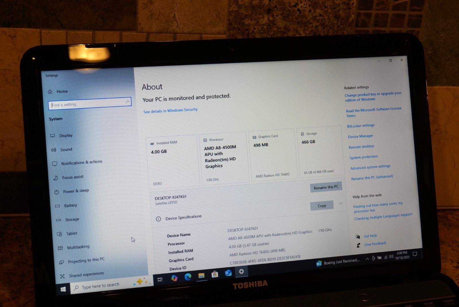 Active 22H2 WIN10 PRO Toshiba L55D-S5117 AMD A8@1.90GHz, 4GB RAM 500GB HDD