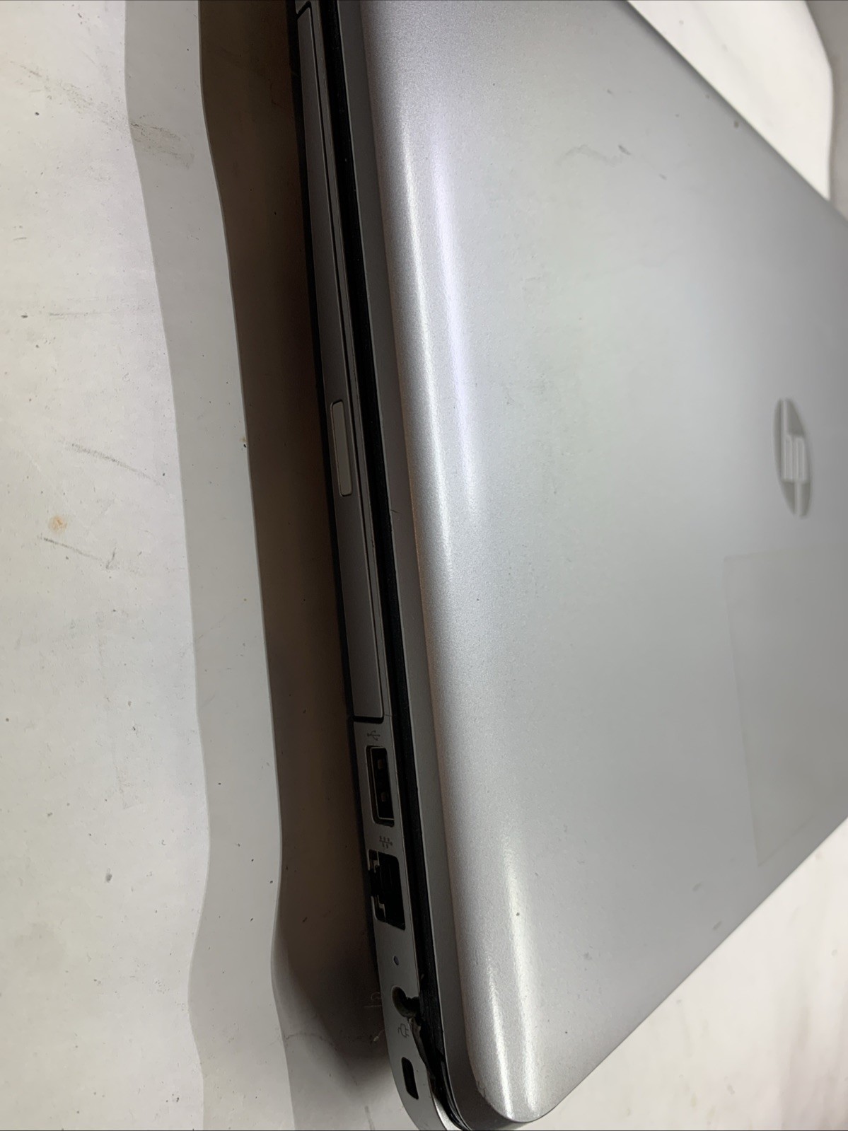 HP Pavilion 17″ Touch Notebook PC AMD A8-5550M 8GB 1TB HDD DTS Win 8.1 Bad Batt