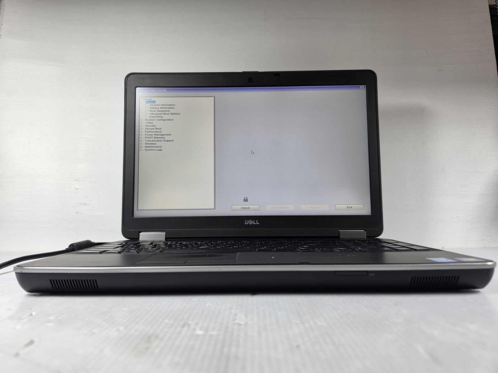 DELL LATITUDE E6540 15.6″ FHD i7- 8GB RAM NO HDD READ