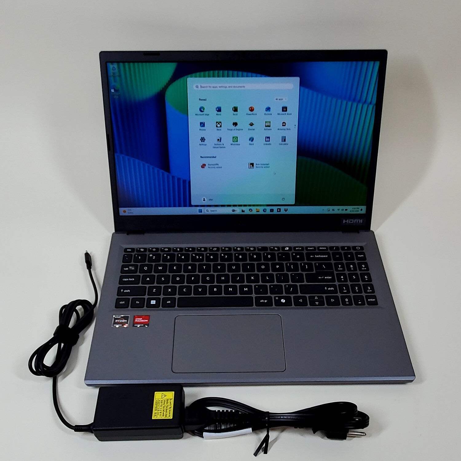 Acer Extensa 15 N23C3 15.6″ Ryzen 3 7320U 2.4GHz 8GB RAM 256GB SSD