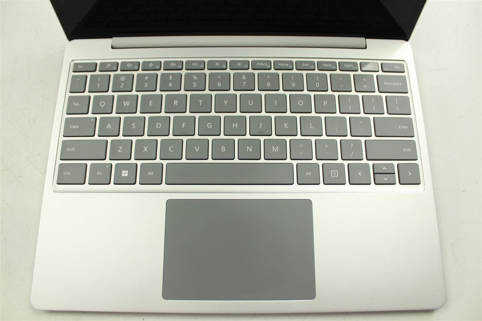 Microsoft Surface Laptop Go 2 2013 12.4″ i5-1135G7 256GB SSD 16GB RAM W11H