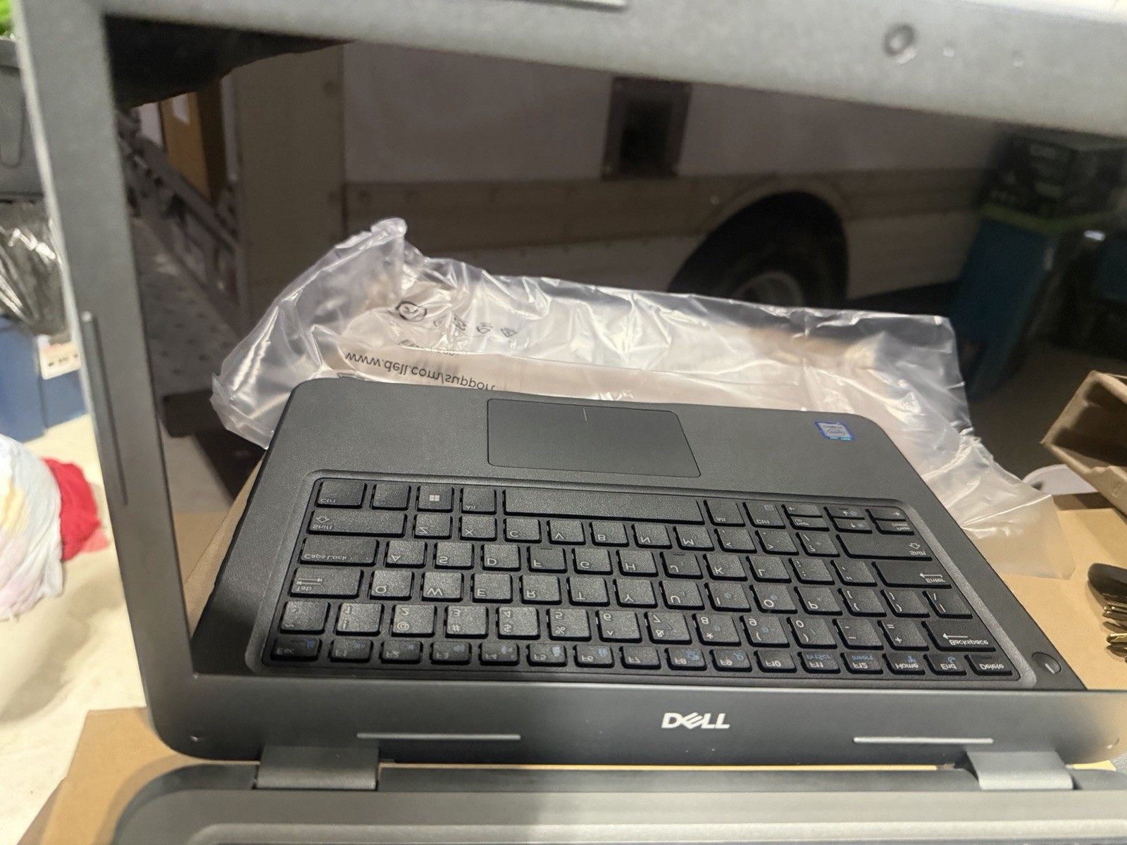 Dell Latitude 3310 i3-8145U 8GB 128GB 13.3T W10P G3VJ1 Brand New touch screen