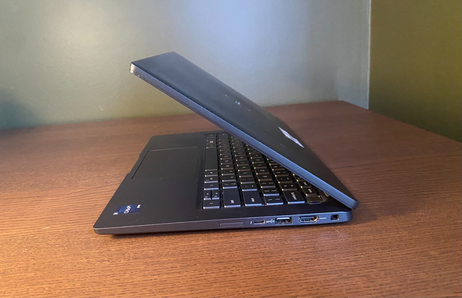 Dell Latitude 7430 14” with 12th Gen Intel i7 vPro 16GB RAM 256GB SSD Win 11 Pro