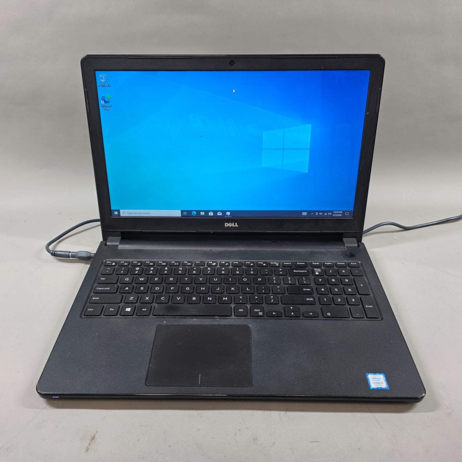 Dell Inspiron 5000 15.6″ i7-7200u 2.5GHz 8GB RAM 1TB HDD Bad Battery