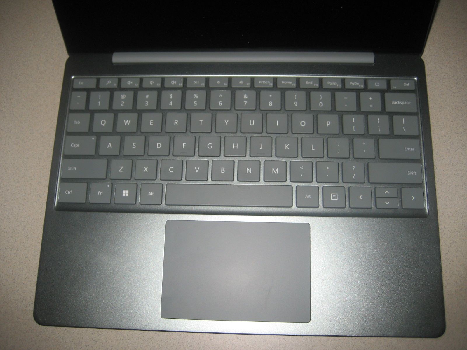 Microsoft Surface Laptop Go 3 12th Gen i5-1235U 12.4″ 8GB 256GB SSD Win 11 Home