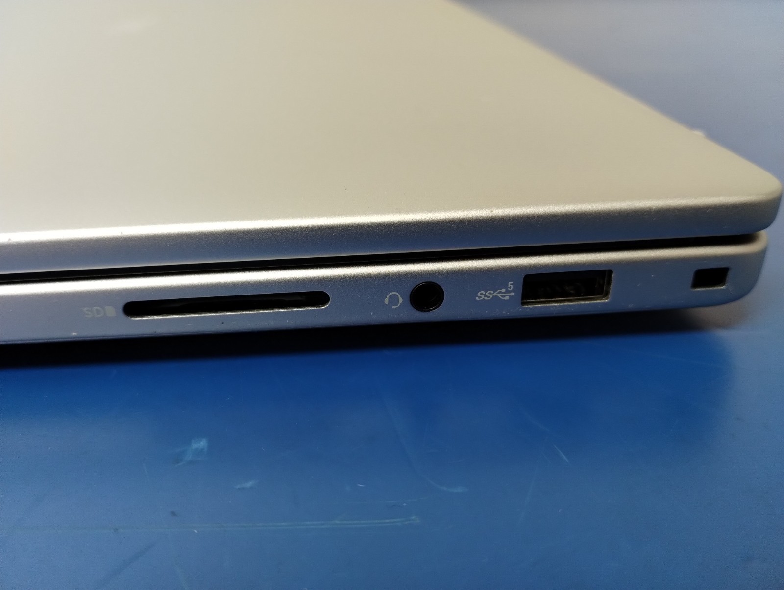 DELL 16 DC16251 F5J3K, Intel Core 7 150U, 1.80 GHz, 32 GB RAM, 1 TB NVMe SSD