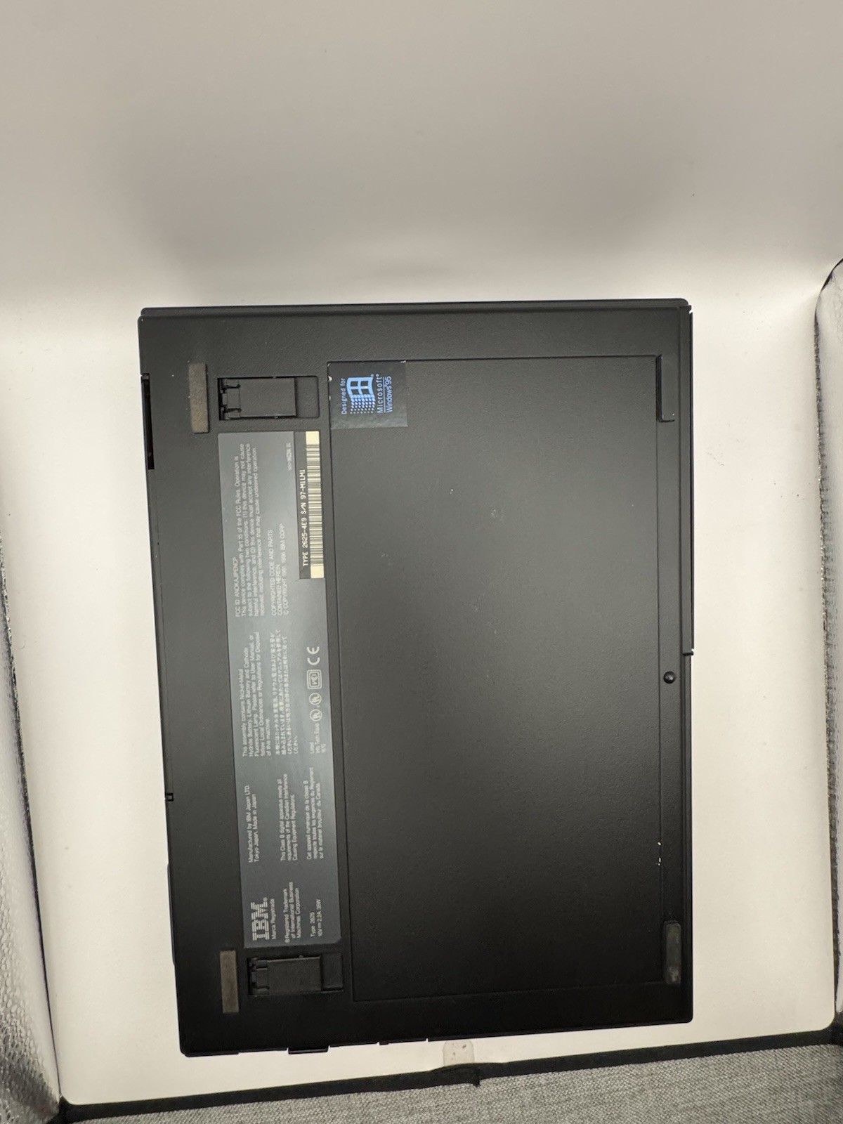 Rare Vintage IBM ThinkPad 365X Pentium  LAPTOP WINDOWS 95