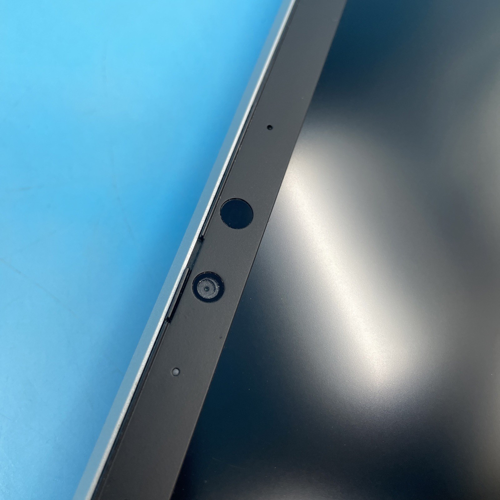 HP EliteBook 840 G7 | i5-10210U | 16GB RAM | NO DRIVE/OS | 74% BATTERY