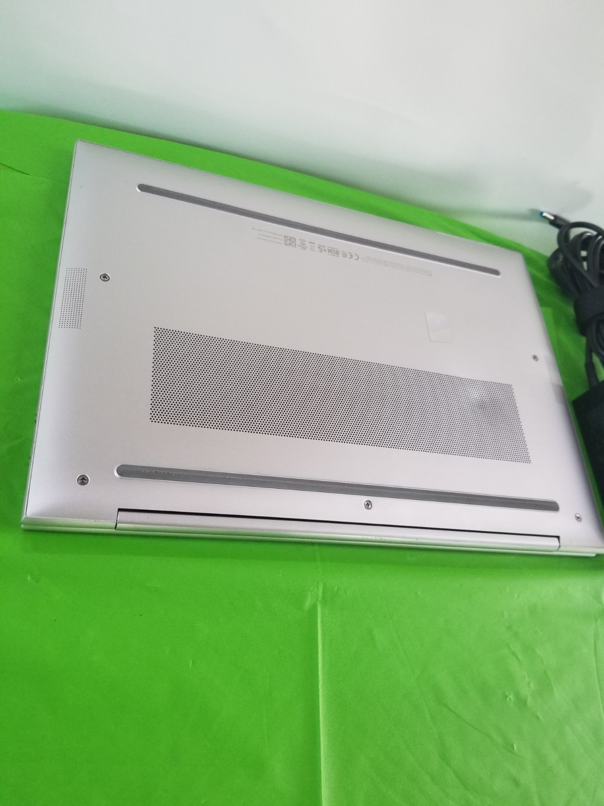 HP EliteBook 840 14 inch G9 Notebook PC intel core i7-1260p,WIN 11 PRO, 16GB,512