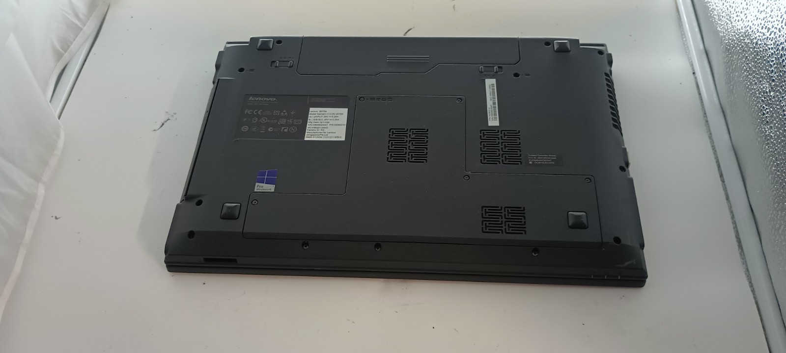 ThinkPad B575e w/charger.AMD E2-1800.Radeon.8GB.160GB HDD.Optical.W11