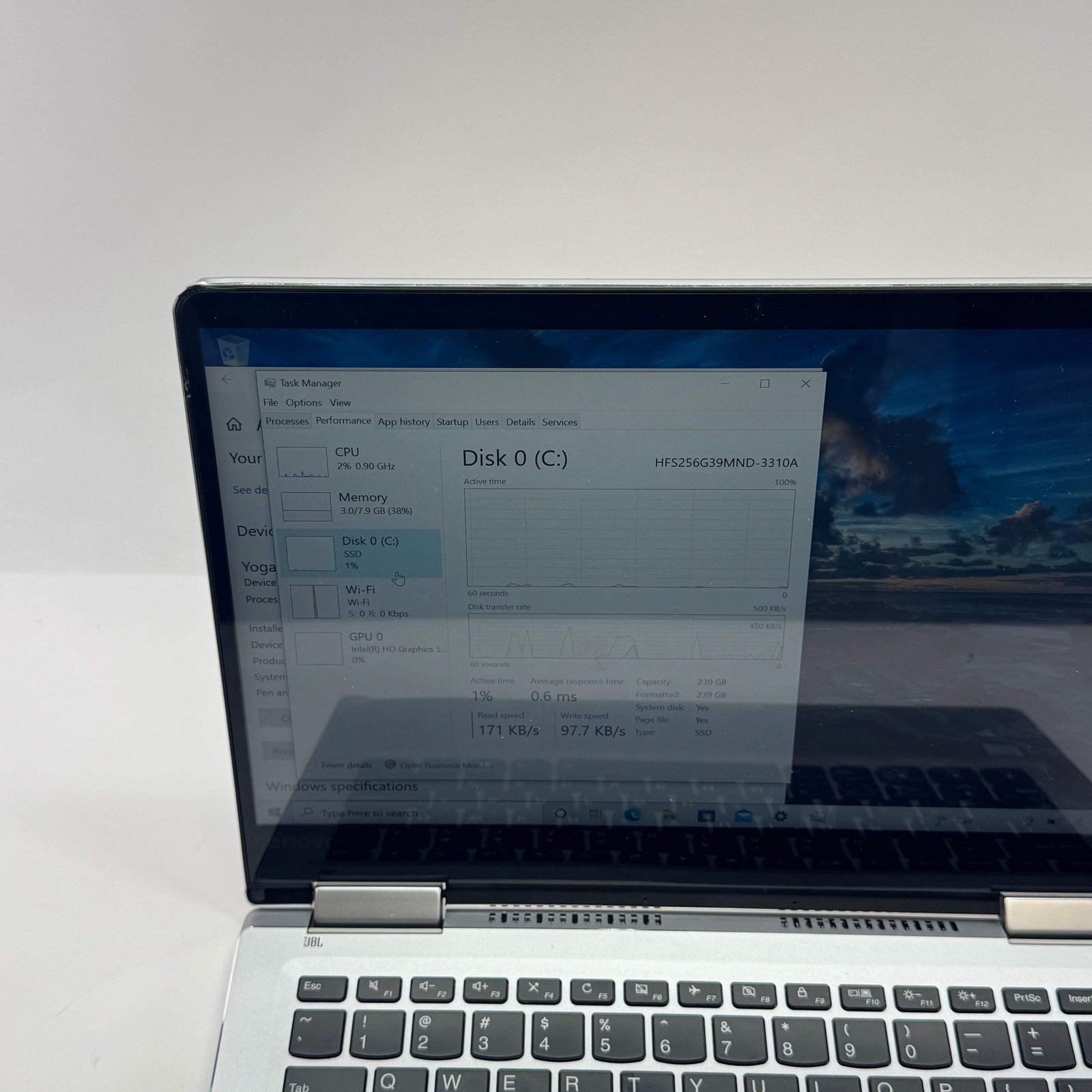 Lenovo Yoga 710 80TY 14″ i5-6200U 2.4GHz 8GB RAM 240GB SSD