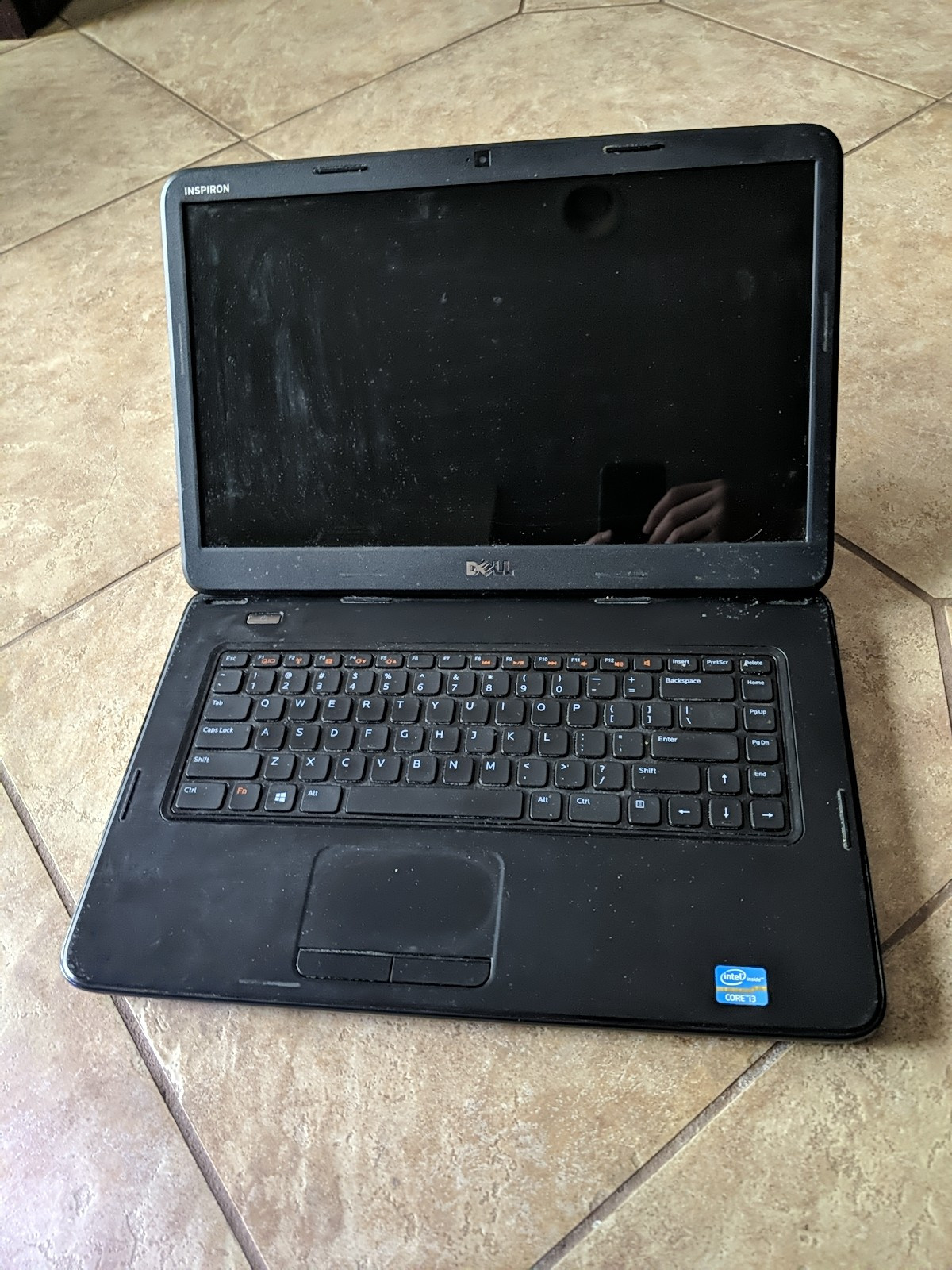 Dell Inspiron 3520 15.6″ 320GB HDD 4 GB RAM 2.4GHz i3-2370M DVD Win10 READ DESCR