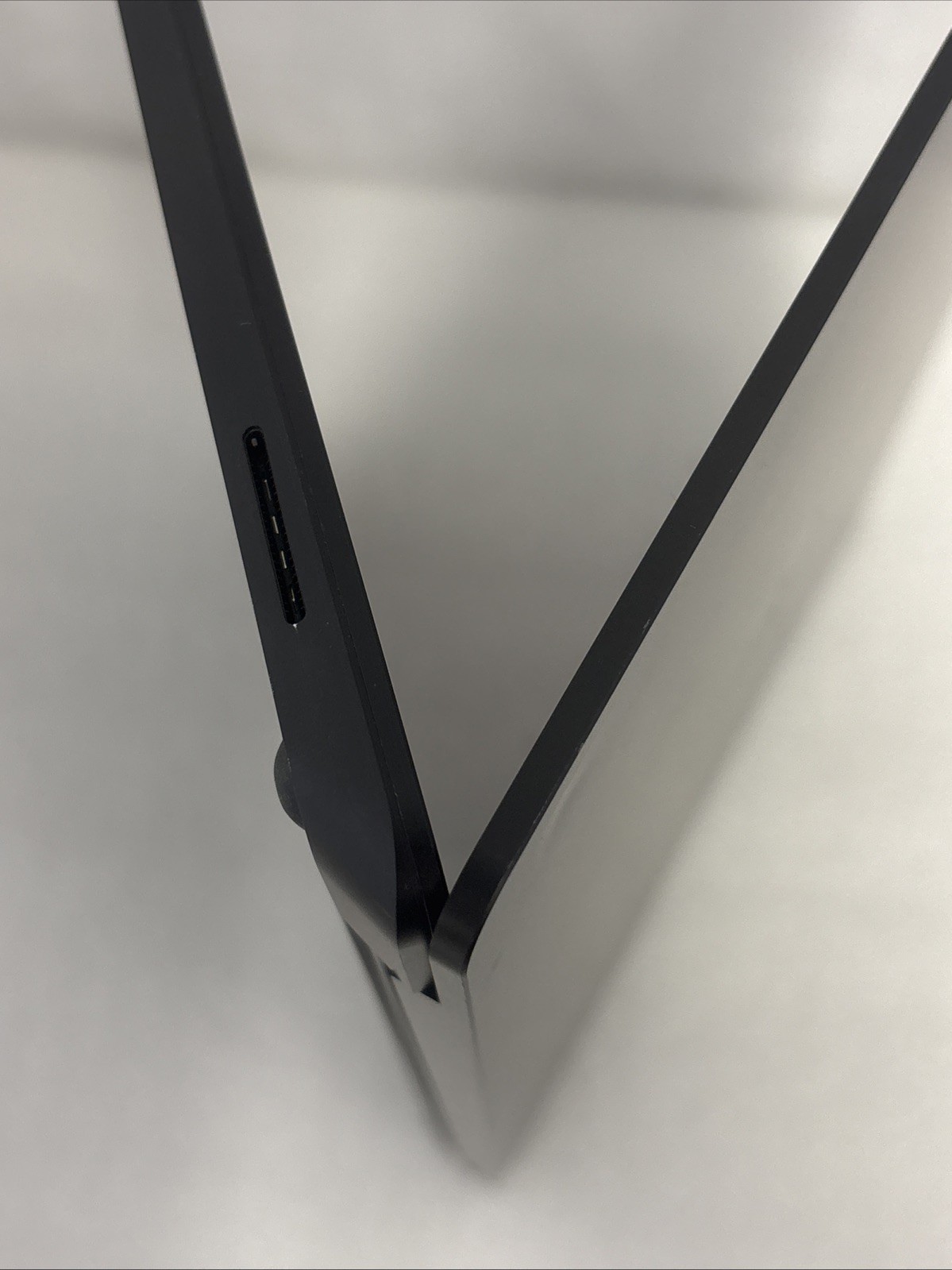 Microsoft Surface Laptop 4 1951 (256GB, Intel i5 11th, 16GB) Black