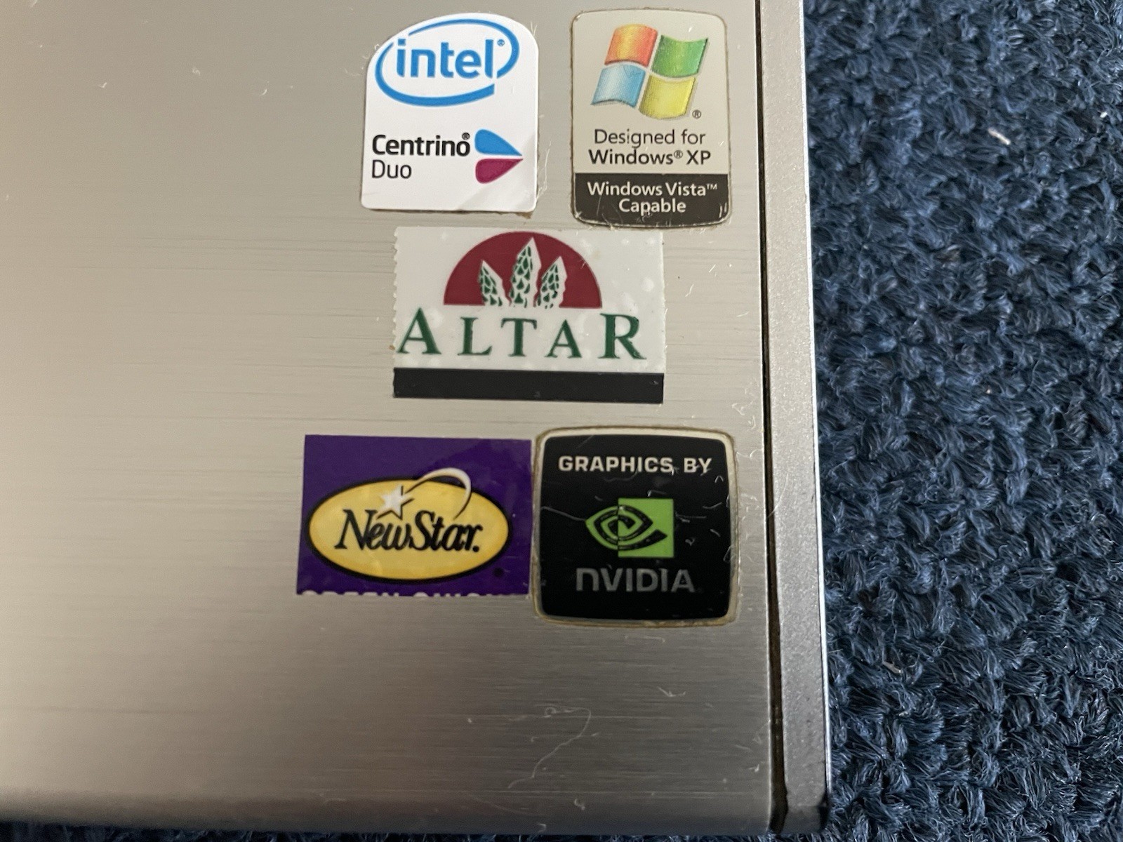 SONY VAIO VGN-SZ340P Laptop Intel CORE2 T7200 2.5GB RAM 120GB HDD Win 7 Ultimate