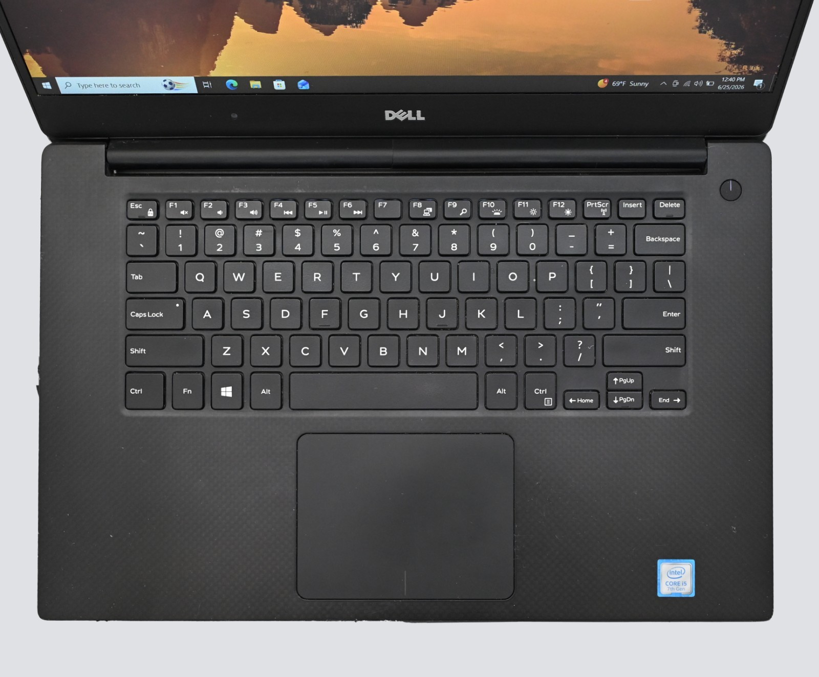 Dell Precision 5520 i5-7440HQ 2.8GHz 8GB RAM 128GB SSD Windows 10 Pro