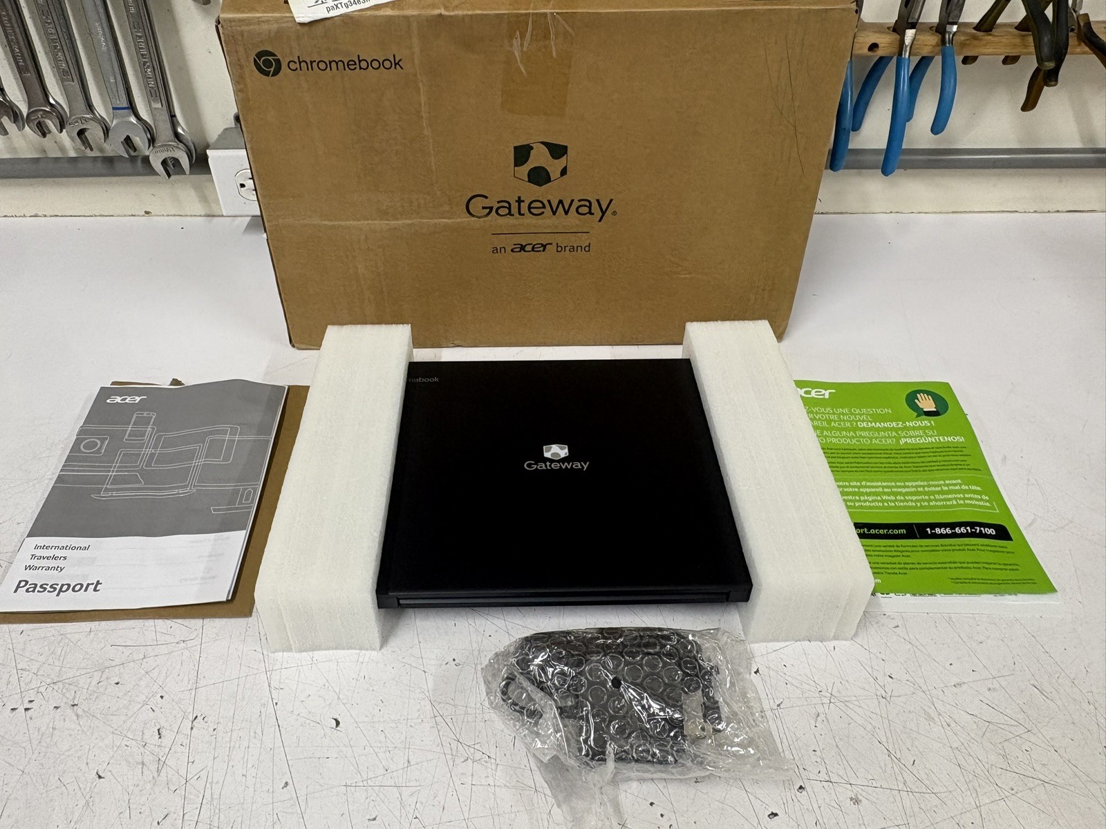 Acer Gateway Chromebook 314 Laptop 14” (CBO314-1H-C476) Black