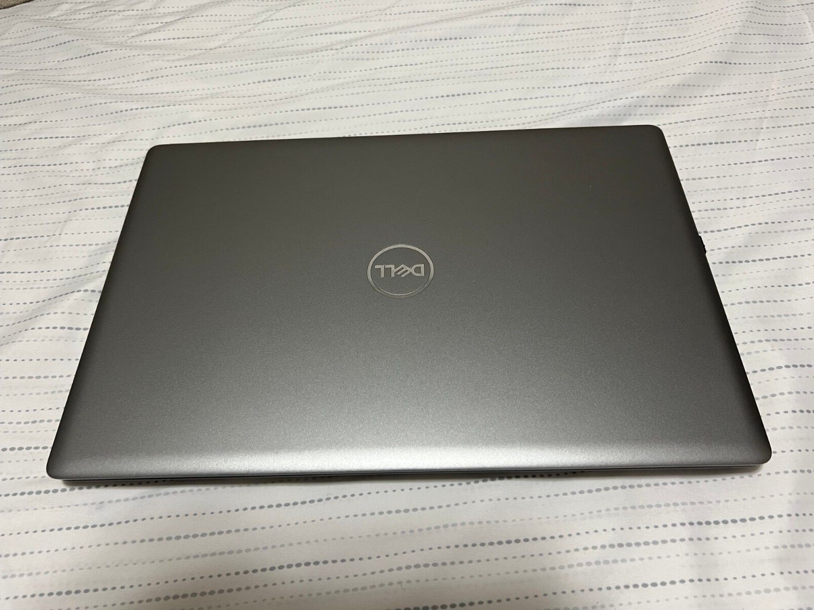 Dell Precision Workstation 7560 CTO 15.6” 1 TB SSD i7 64gb NDIVIA RTX A5000