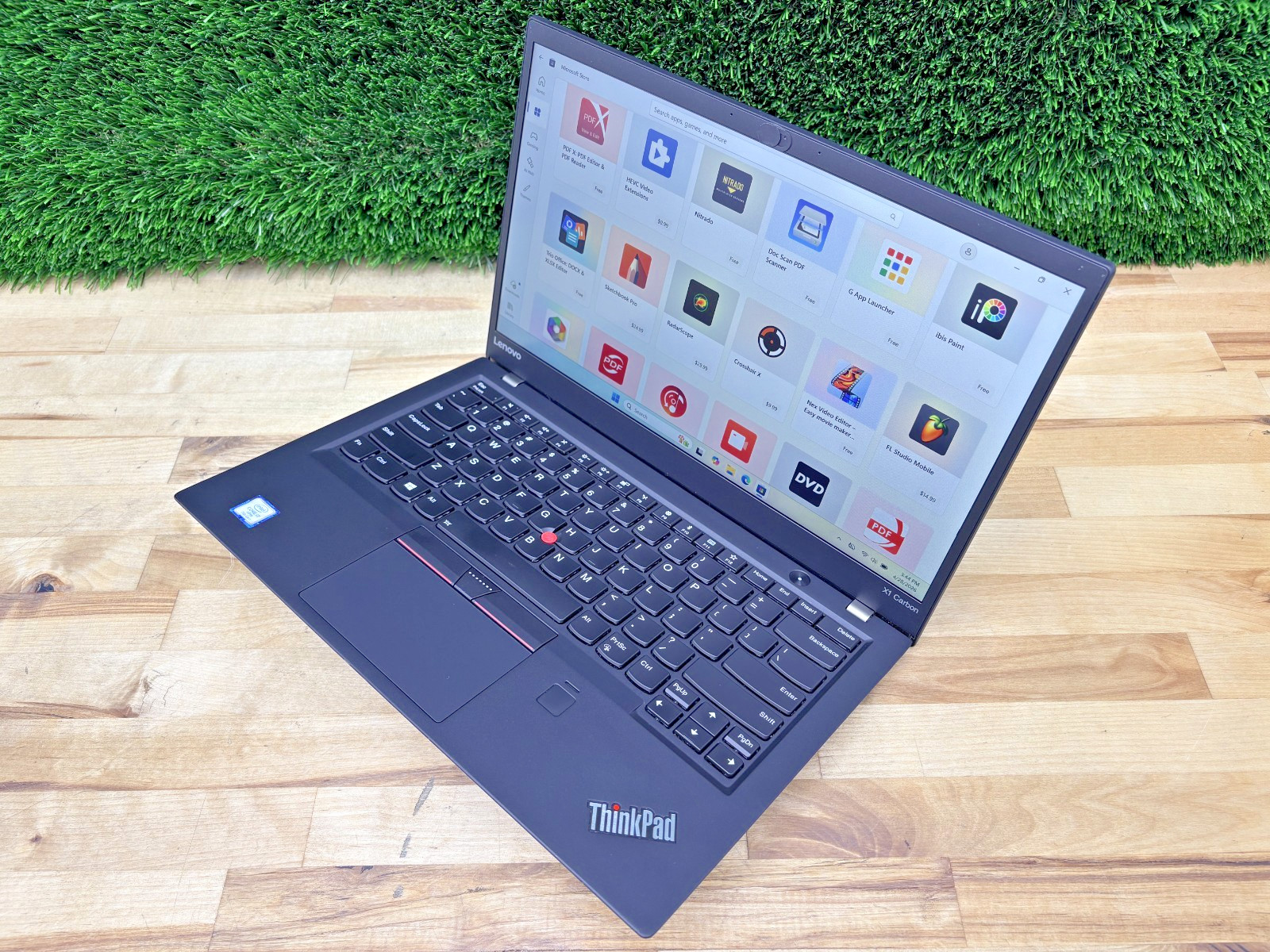 Lenovo ThinkPad x1 Carbon Gen 5 i7-6th Gen 2.60GHz 16GB RAM 256GB SSD Win 11 P*