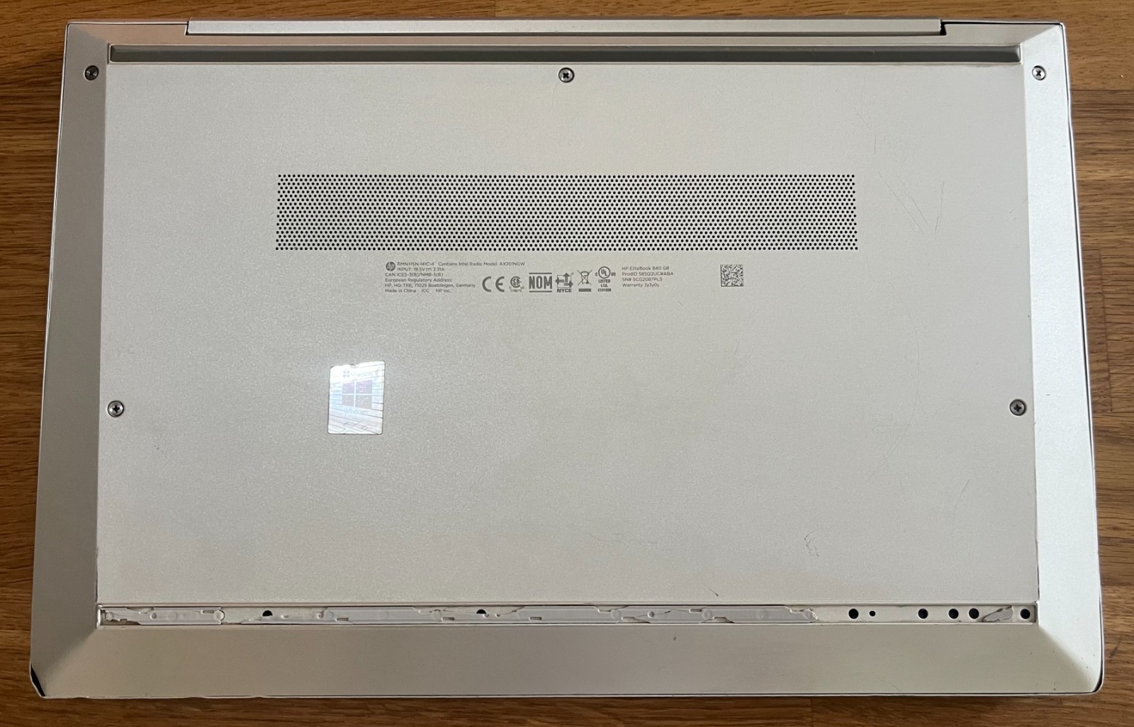 HP EliteBook 840 G8 Intel i5-1145G7 16GB RAM 256GB SSD w/ Damaged Corners