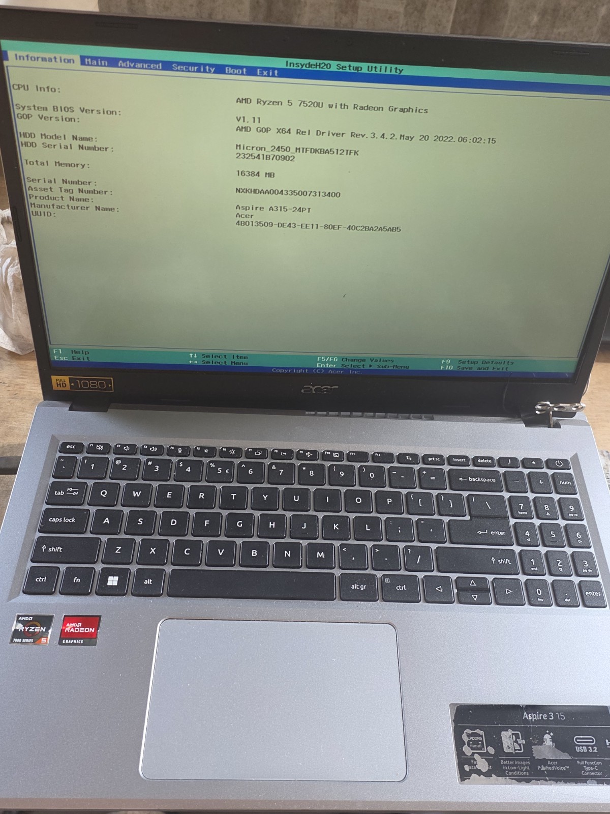 Acer Aspire 3 – 15.6″ Touchscreen Laptop AMD Ryzen 5 7520U 16GB 512gb Hinge