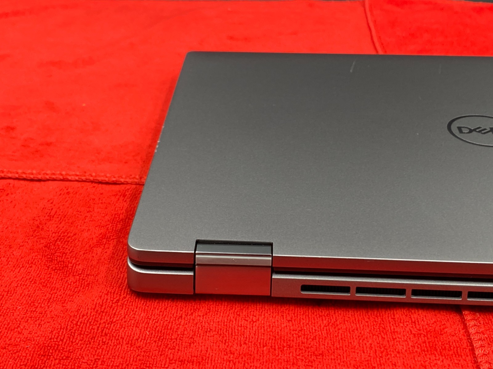DELL LATITUDE 7440 2in1 TOUCHSCREEN i5-1345U 16GB DDR5 256GB NVMe WIN 11 GRADE B