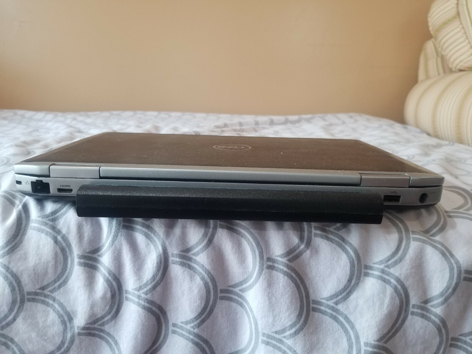 Dell Latitude E6330 Laptop in Good working condition , light use , no HDD