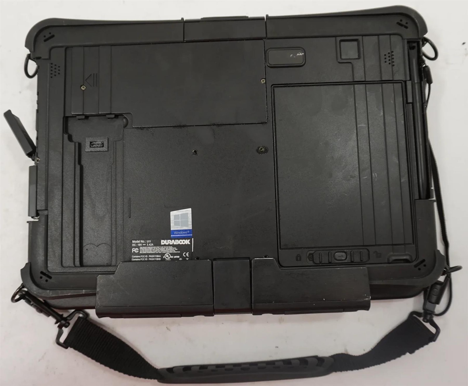 DURABOOK U11 Rugged 11.6″ Core i5-7Y54 1.2GHz 8GB Touch – No HD