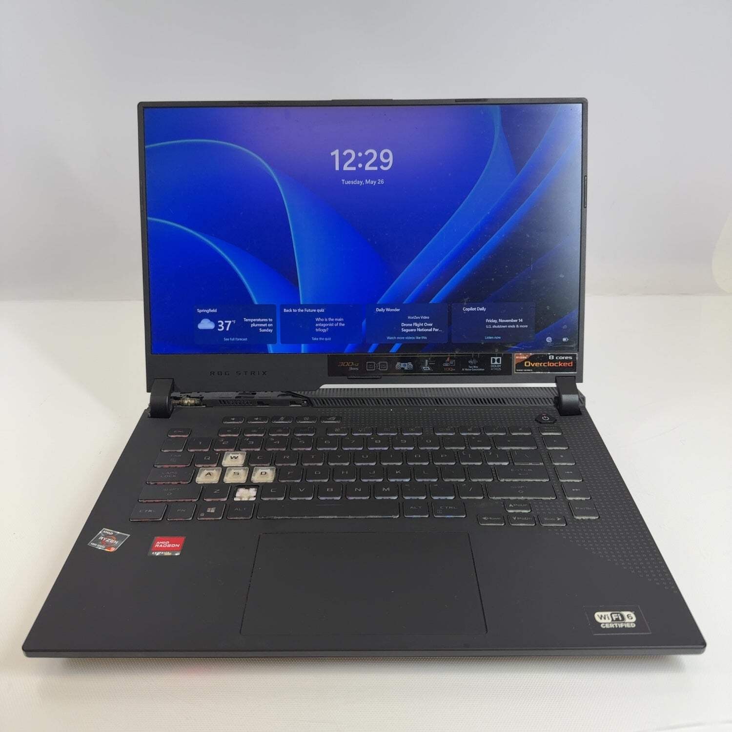 Asus ROG Strix G15 G513QY 15.6″ Ryzen 9 5900HX 3.3GHz 16GB RAM 500GB SSD RX 6800