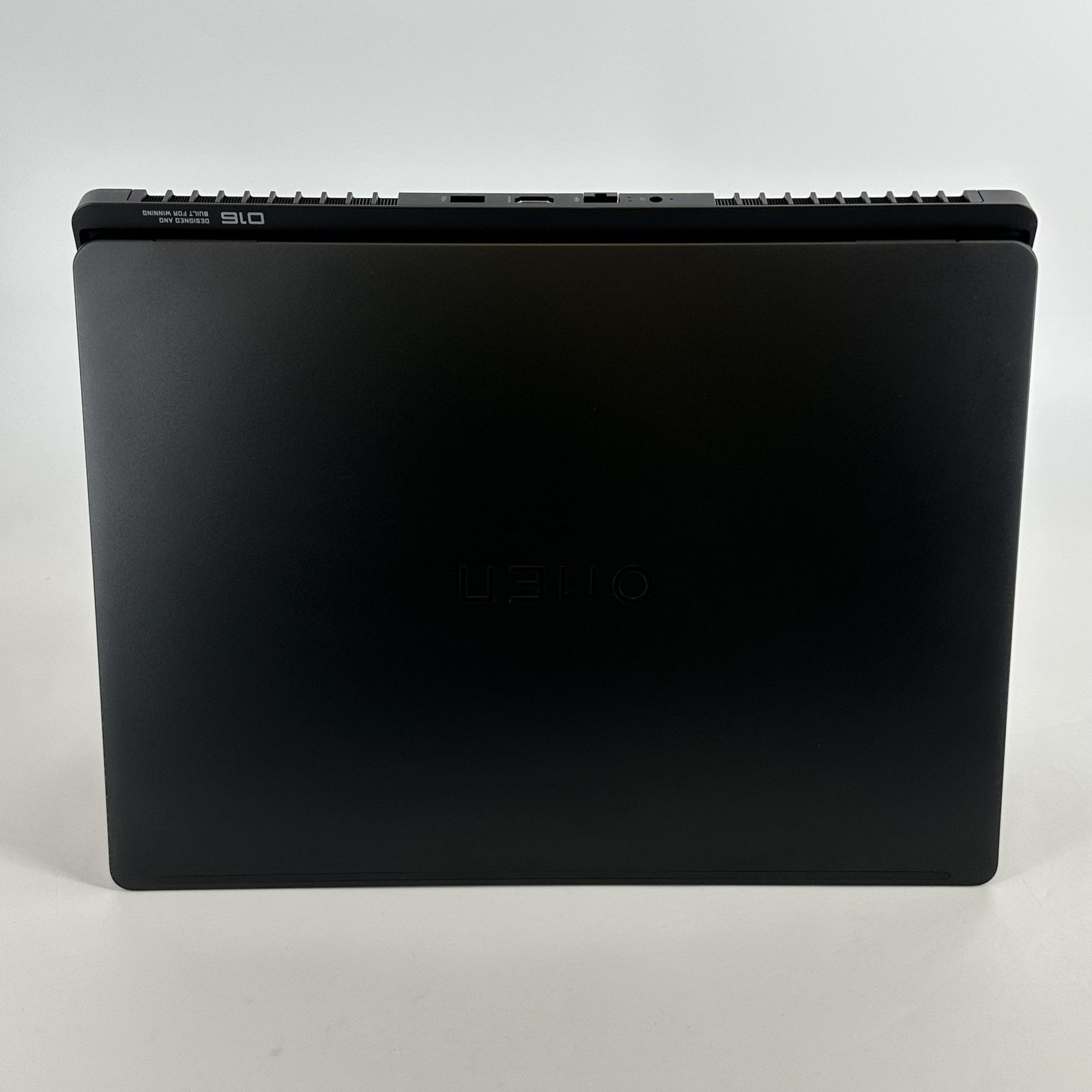 HP Omen Max 16 240Hz QHD+ 2.7 GHz Ultra 9 275HX 32GB 1TB SSD RTX 5080 Very Good