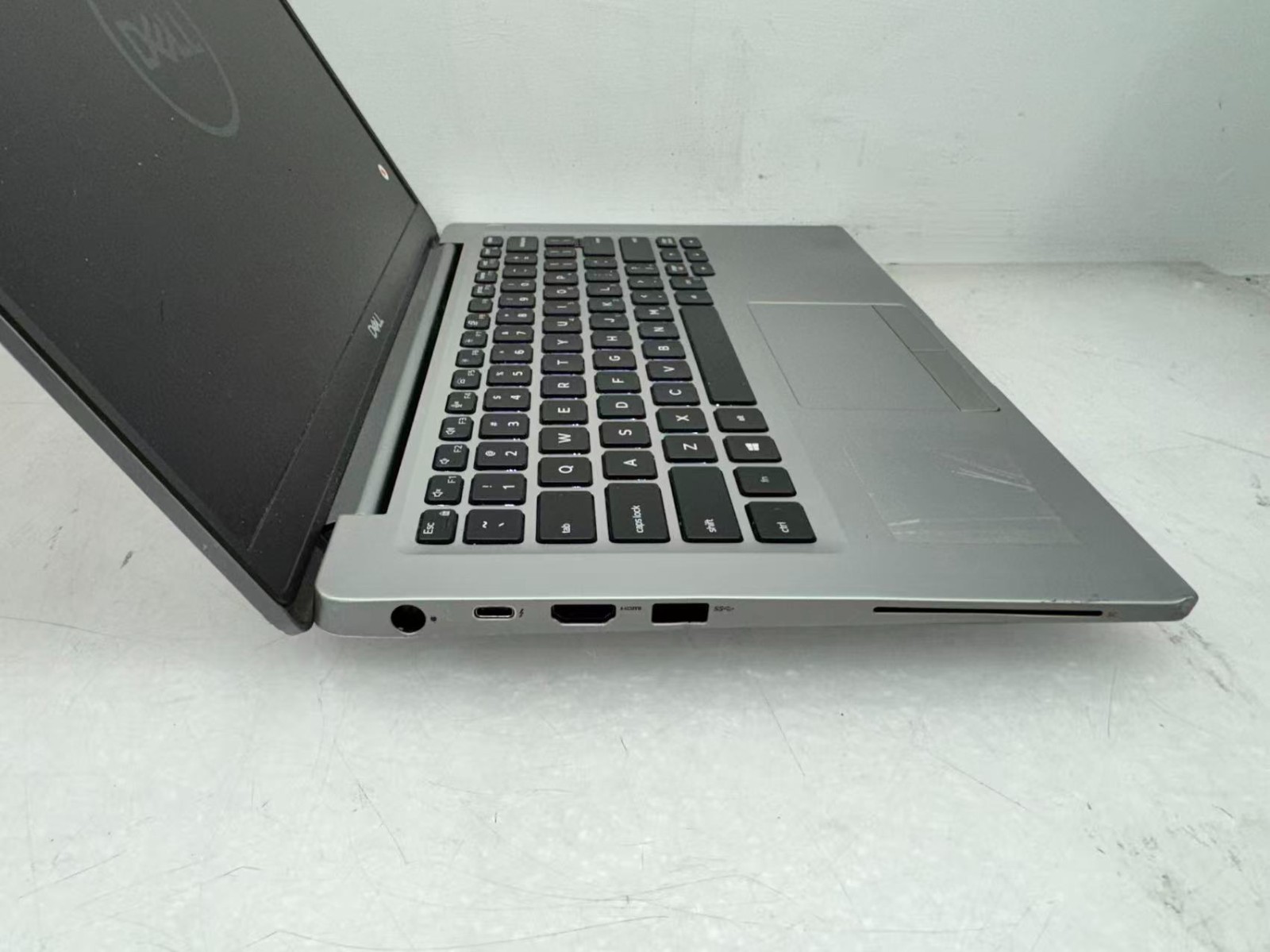 Dell Latitude 7400 14″ FHD i7-8665U@1.9GHz 16GB RAM 256 SSD Windows 11 *Read*