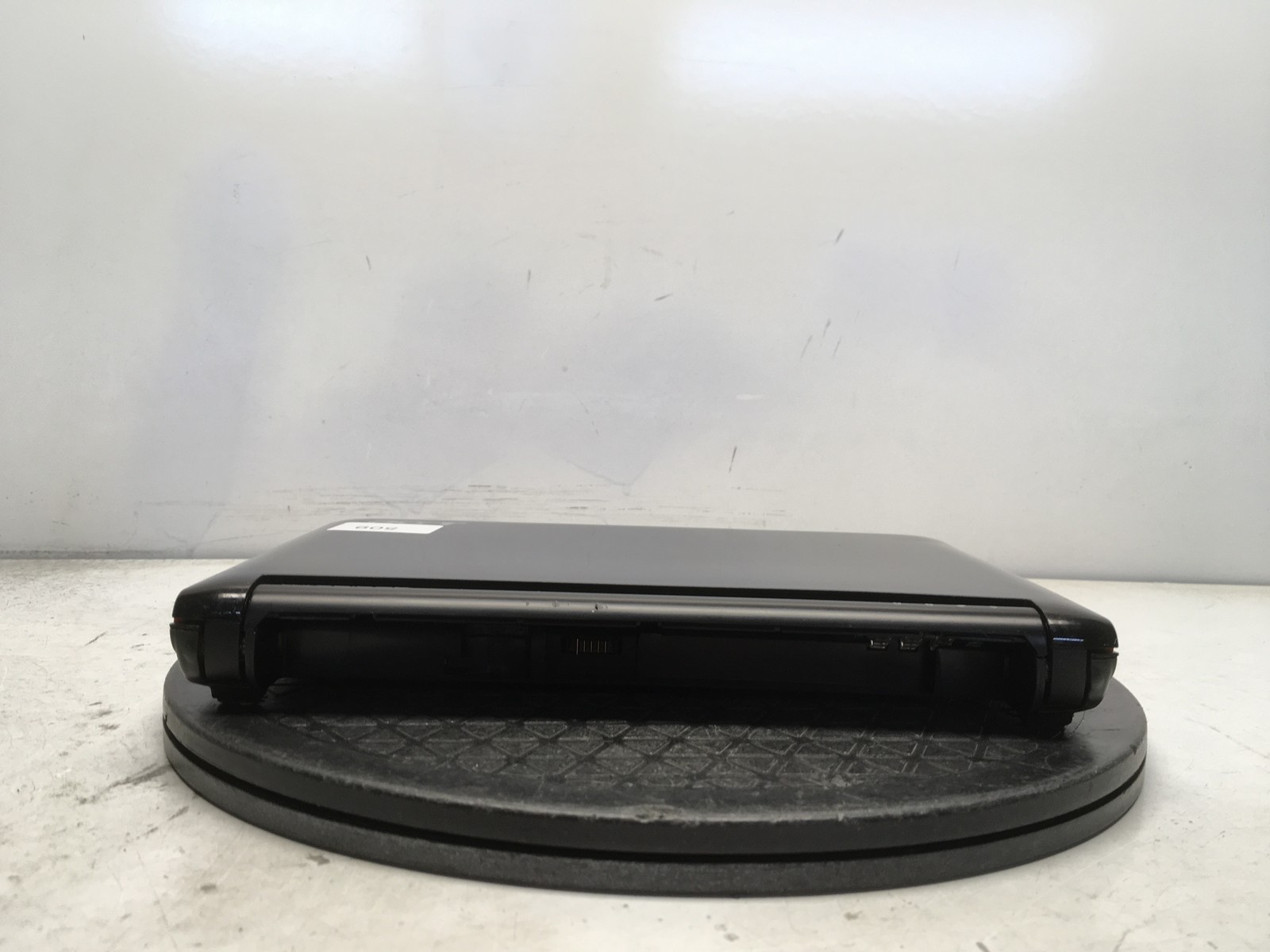 Acer Aspire One ZG5 Intel Atom N270 1.6GHz 1 GB NO HDD No Batt