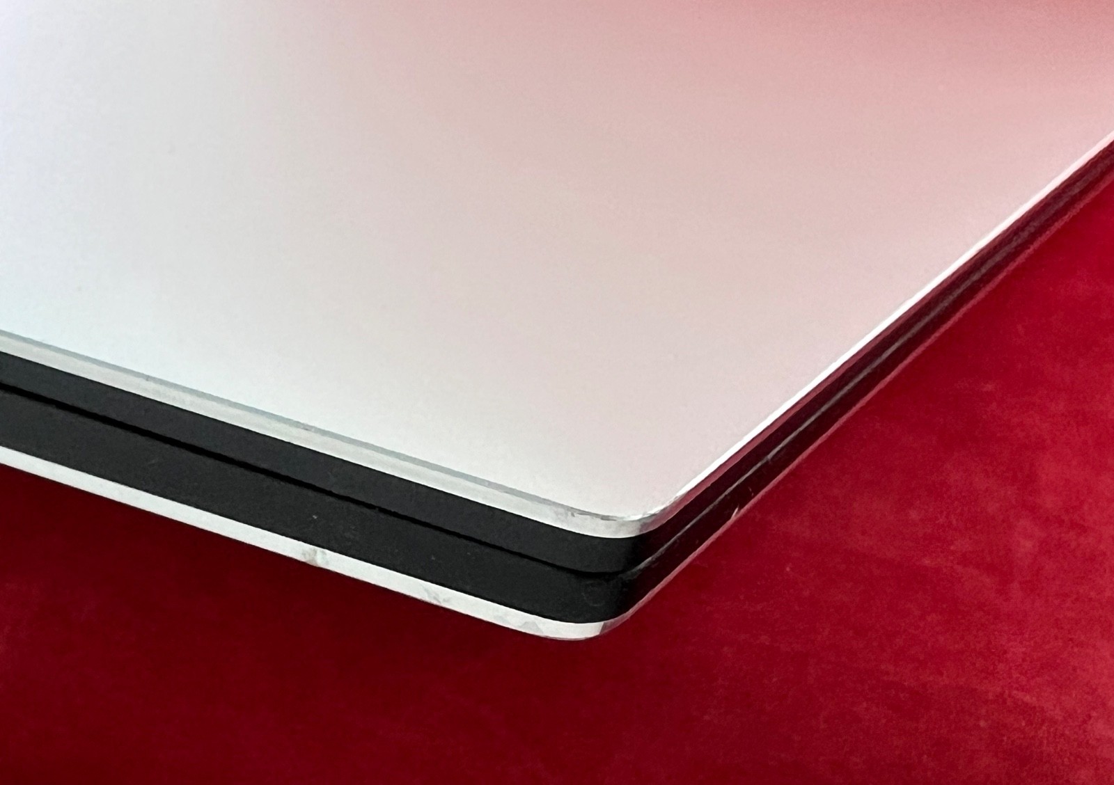 DELL XPS 15 7590 i5-9300H, 256GB SSD, 8GB, BRIGHT 15.6″ 500 NITS FHD IPS DISPLAY