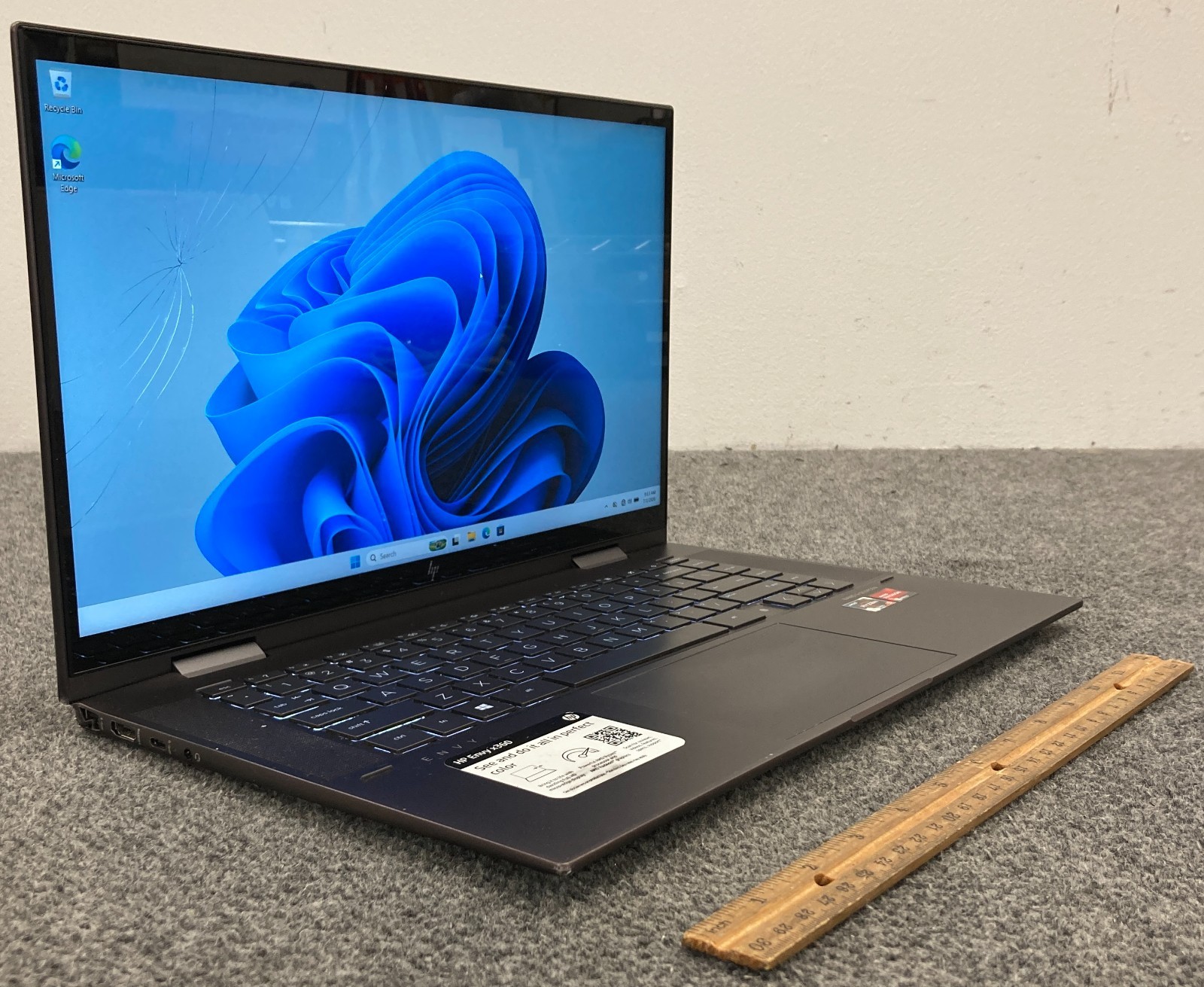 HP ENVY x360 15m-eu0xxx 15.6″ 2-in-1 Laptop Ryzen 5 5500U 8GB 256GB NVMe, As Is