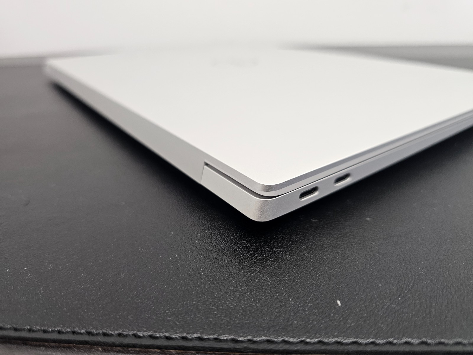 Dell XPS 9640 Ultra 7 155H RTX 4050 16GB Ram 256GB SSD 16.3″ Silver Win 11 Home