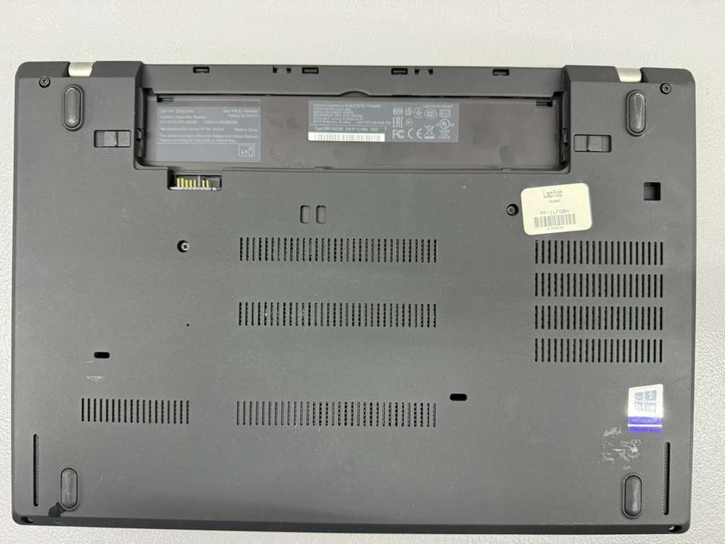 Lenovo ThinkPad A485 Ryzen 5 Pro 2500U 14″ Laptop – Untested – For Parts