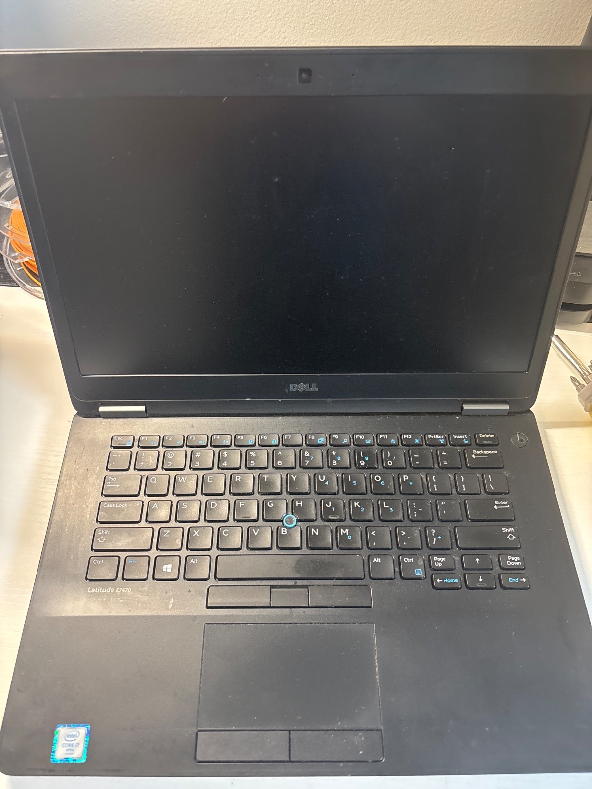 Dell Latitude E7470 14″ laptop 4GB DDR4 and NO NVME/HARD DRIVE AND NO WINDOWS