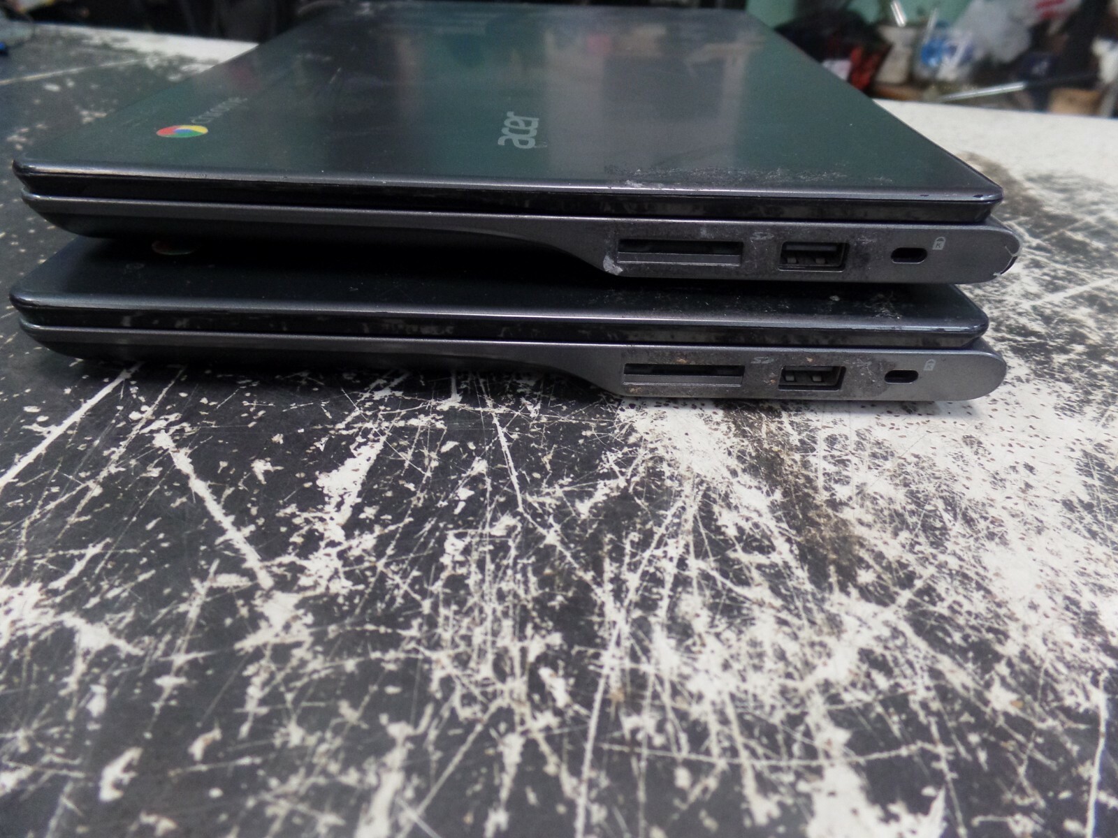 PARTS/REPAIR Lot of 2 ACER Chromebook C720 (11.6″, 16GB SSD, 2 GB RAM, Celeron)