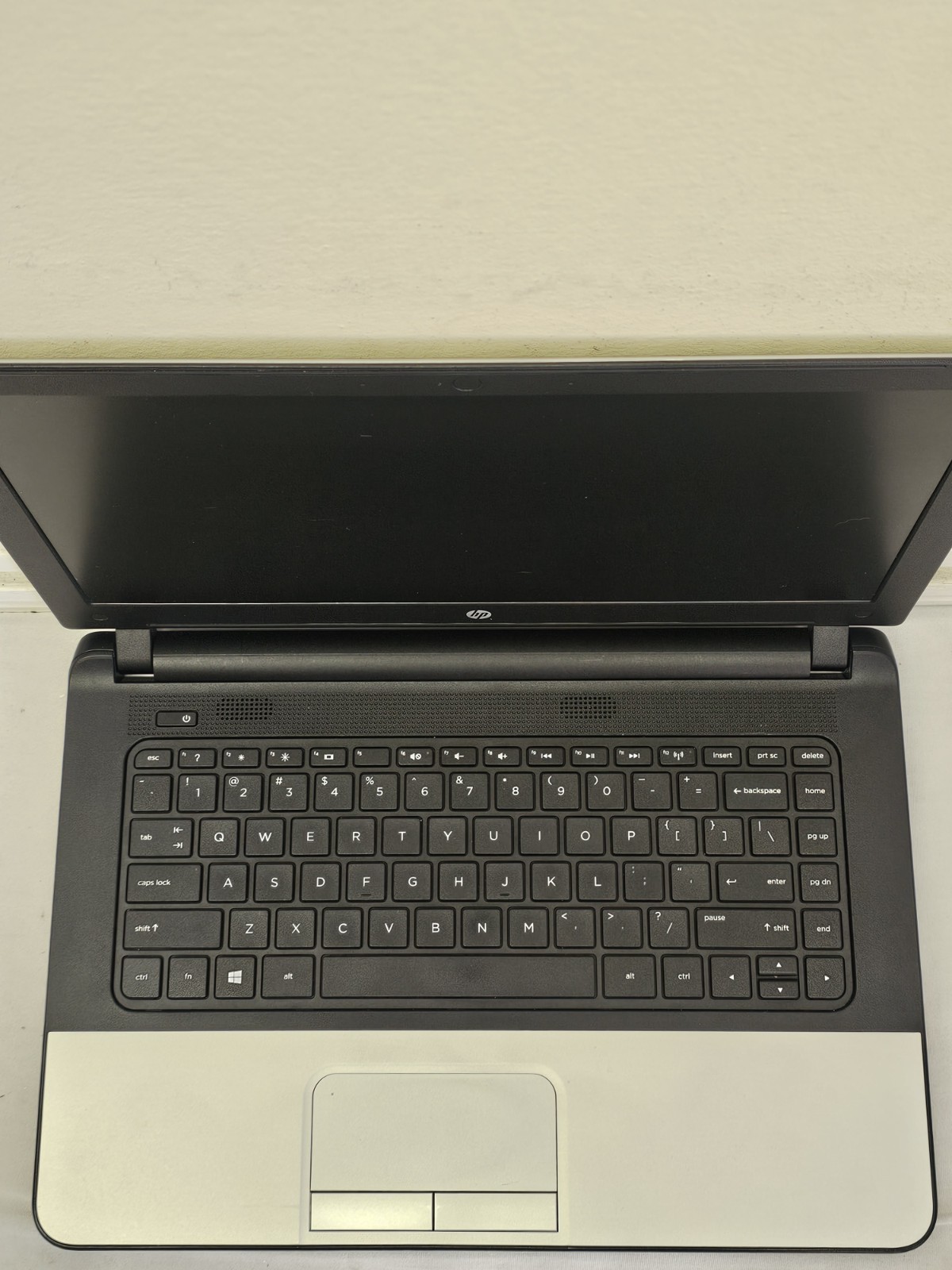 HP 340 G1 Laptop – Intel Celeron 2957u – 8GB RAM – 128GB SSD – Windows 10