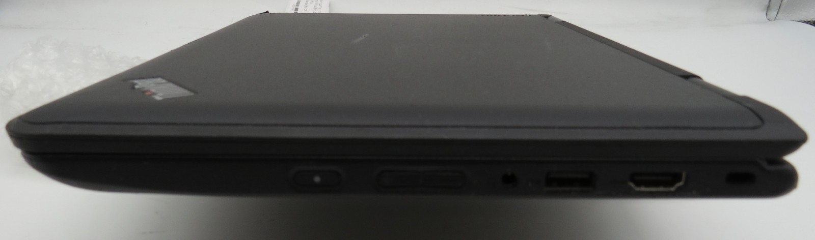 Lenovo Yoga 11e-11.6″-Celeron-N3150@1.6GHz-8GB DDR3 RAM-NO STORAGE-NO OS