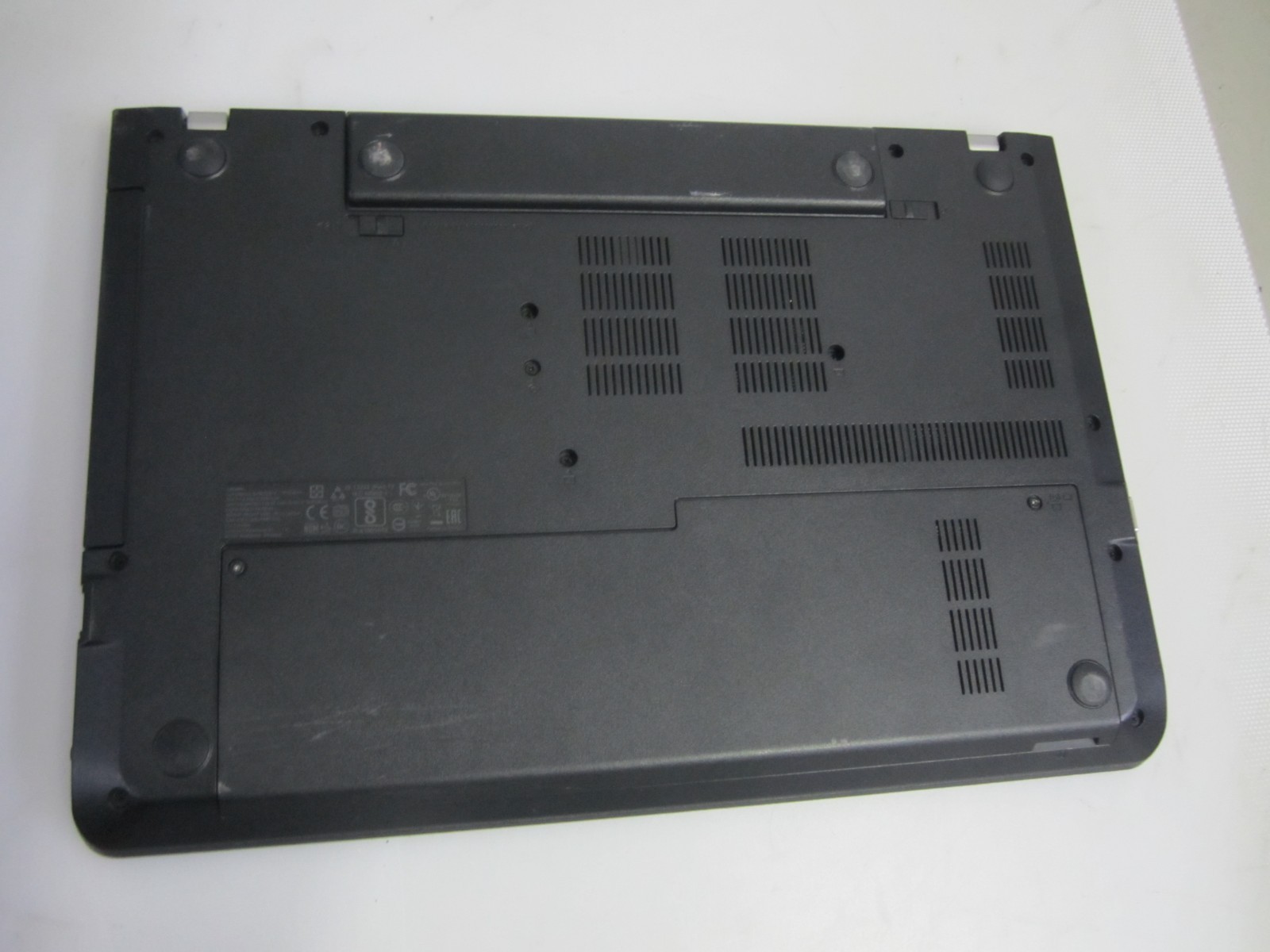 Lenovo ThinkPad E570 i5 7200U 2.50GHZ 8GB NO HDD/AC/OS LAPTOP