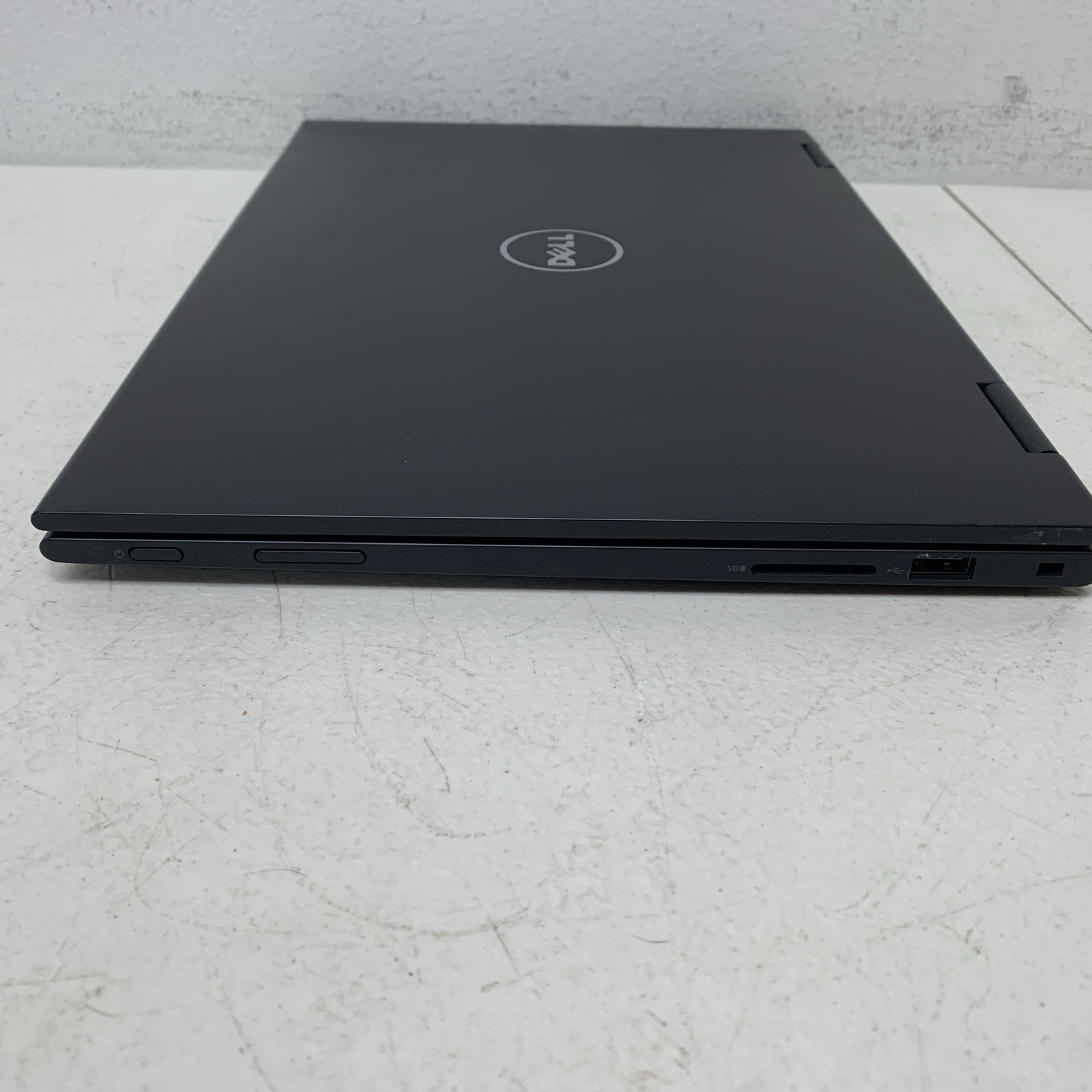 Dell Latitude 3390 2-in-1 13.3″ FHD TouchScreen i5-8350U 8GB RAM 256GB SSD
